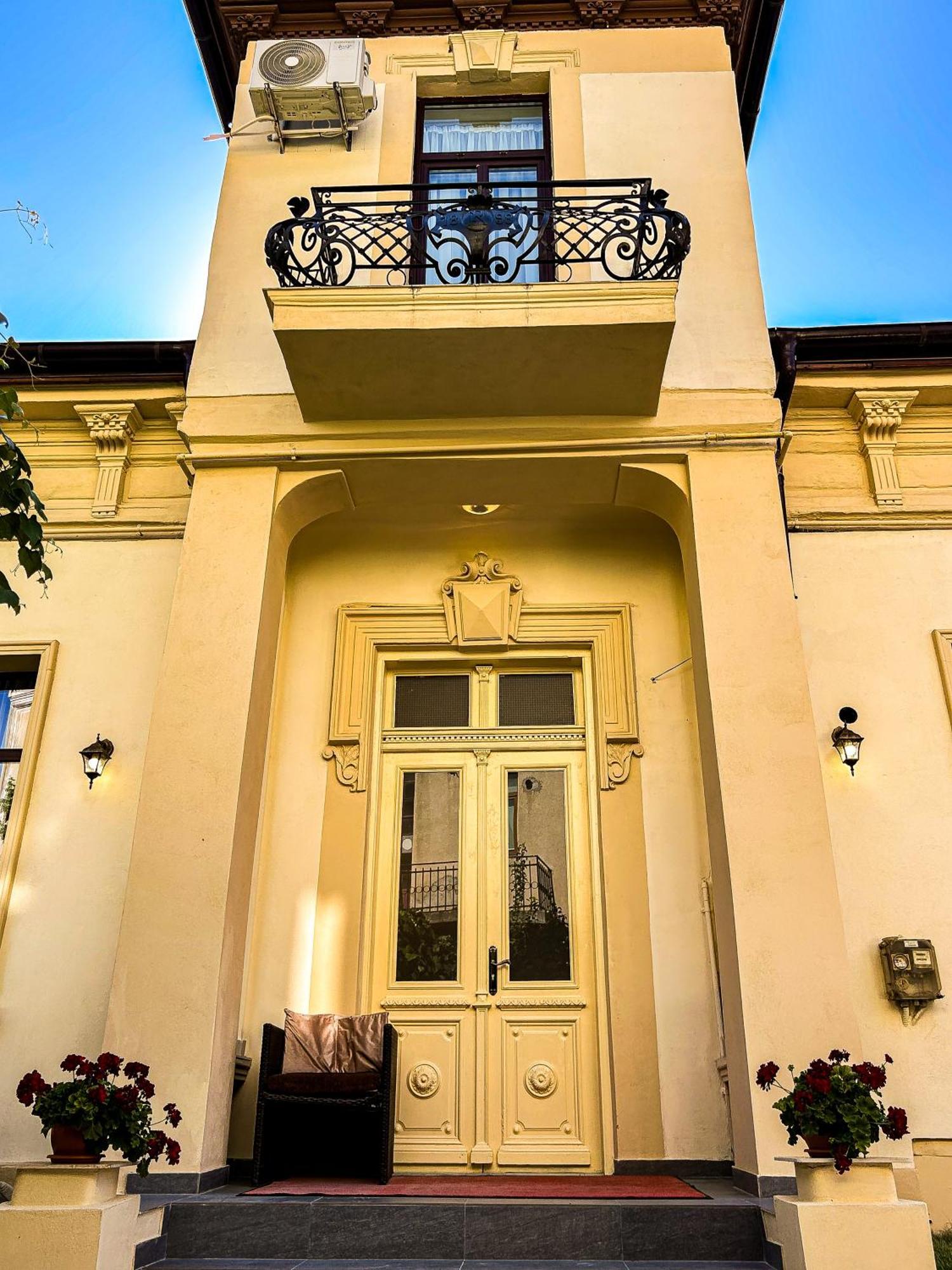 Hotel Boutique Casa Vermont Бухарест Экстерьер фото