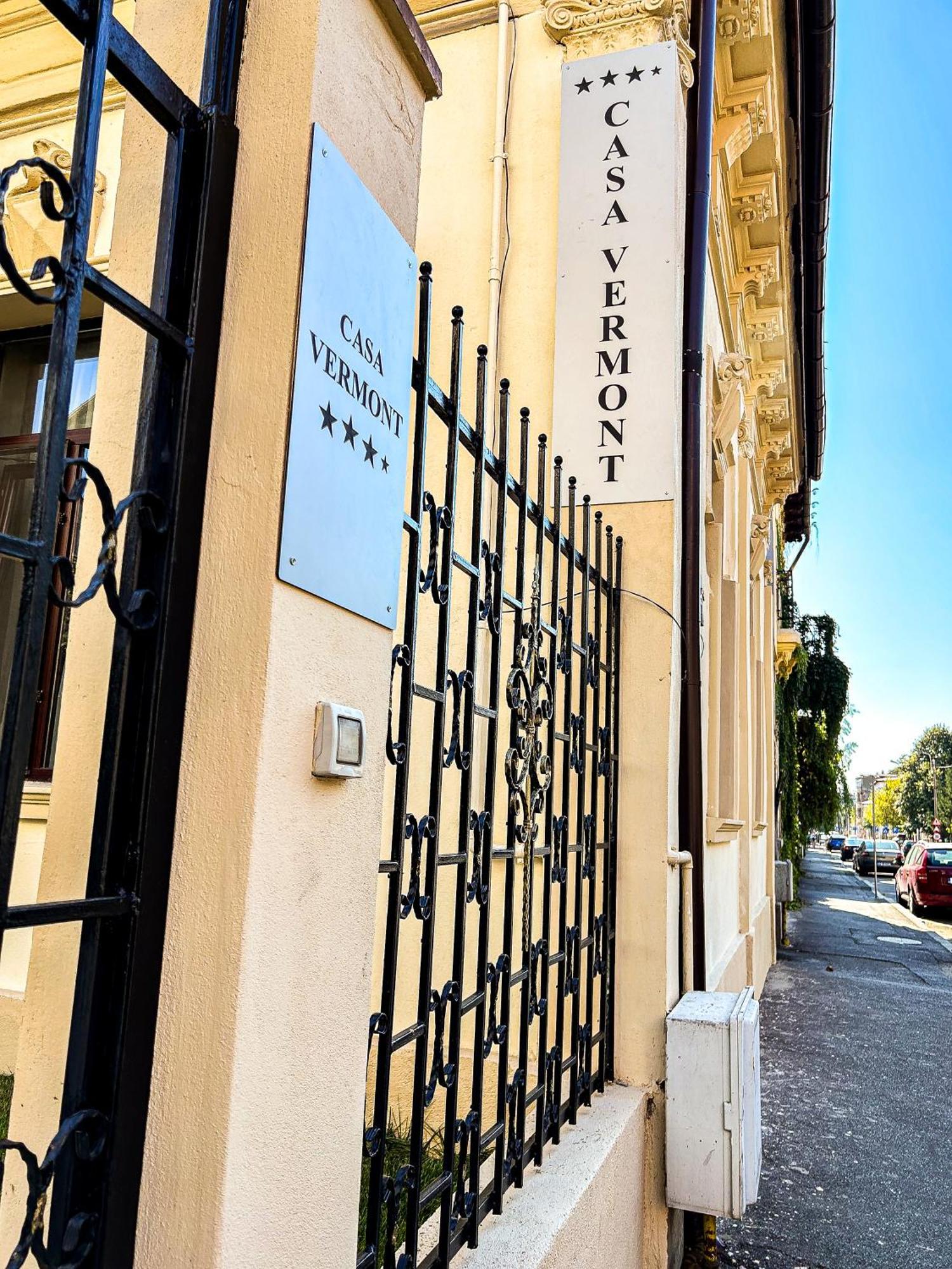 Hotel Boutique Casa Vermont Бухарест Экстерьер фото