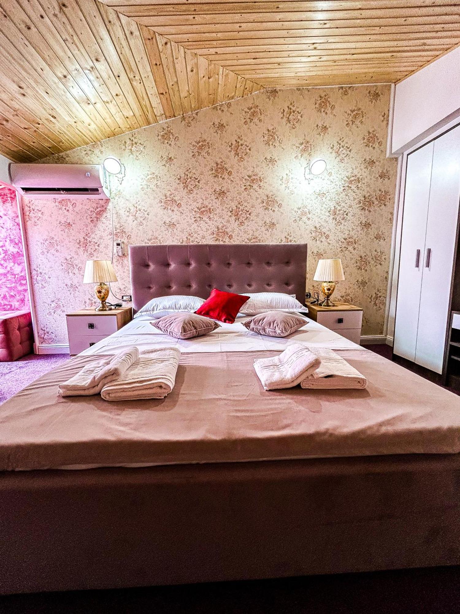 Hotel Boutique Casa Vermont Бухарест Экстерьер фото