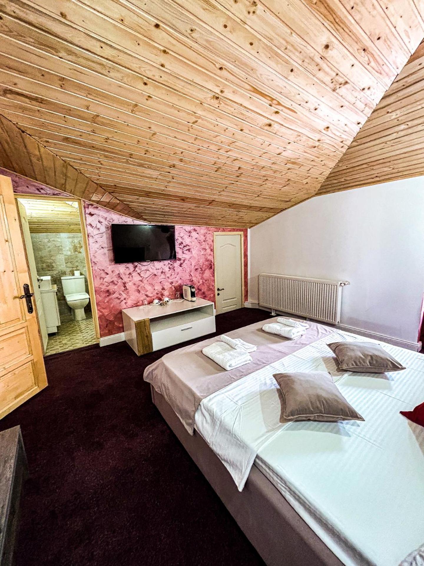Hotel Boutique Casa Vermont Бухарест Экстерьер фото