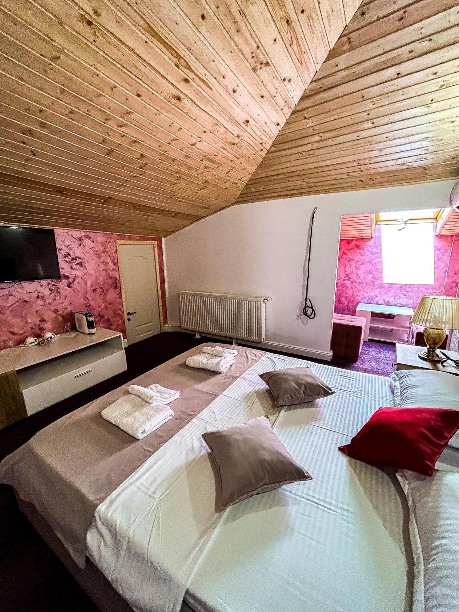 Hotel Boutique Casa Vermont Бухарест Экстерьер фото